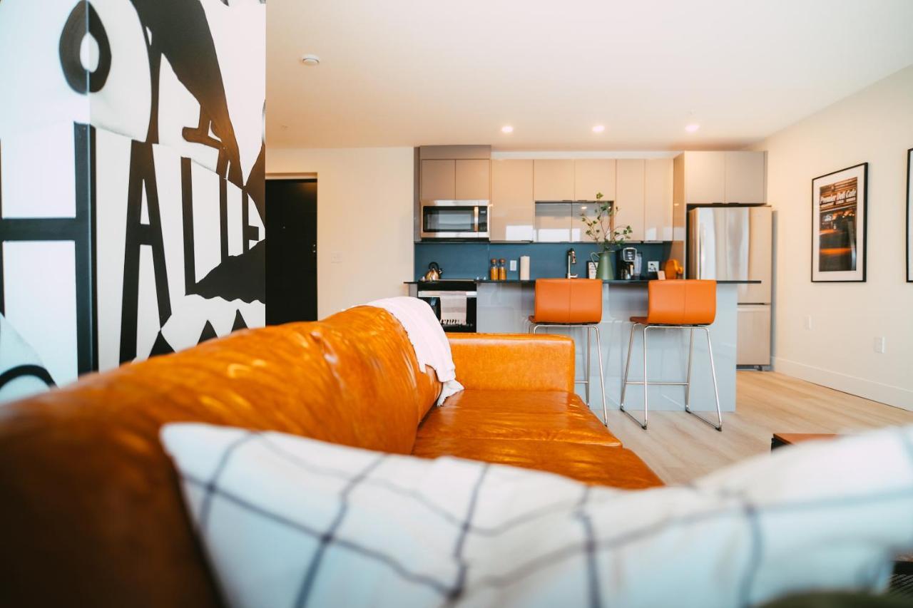 Chic Cozy Retreat - 2Br - Stunning North End Views Apartment Халифакс Екстериор снимка